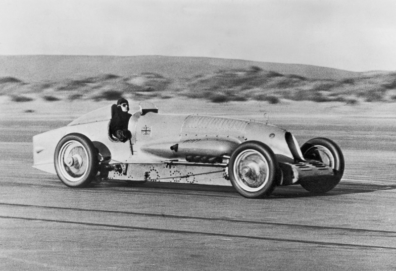 Illustration for article titled The Blazing Fast Evolution of Land Speed Record Cars